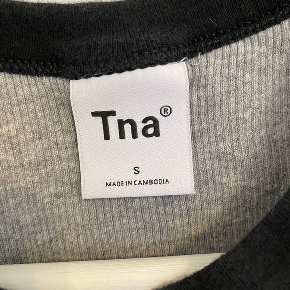 Aritzia baseball t-shirt - Picture 3 of 4